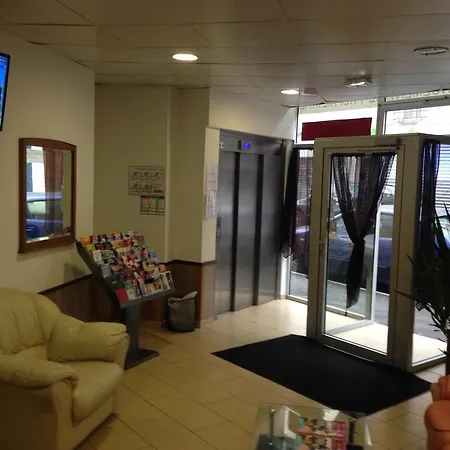 Le Diplomate Szálloda *