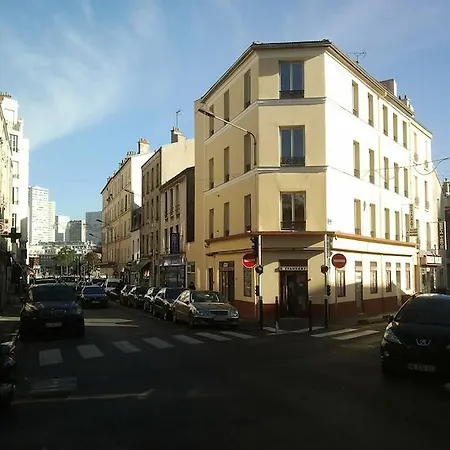 Le Diplomate